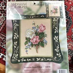 Candamar Designs Victorian Roses Pillow Kit - Green, Pink, White